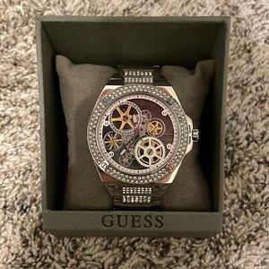 Men’s Guess watch